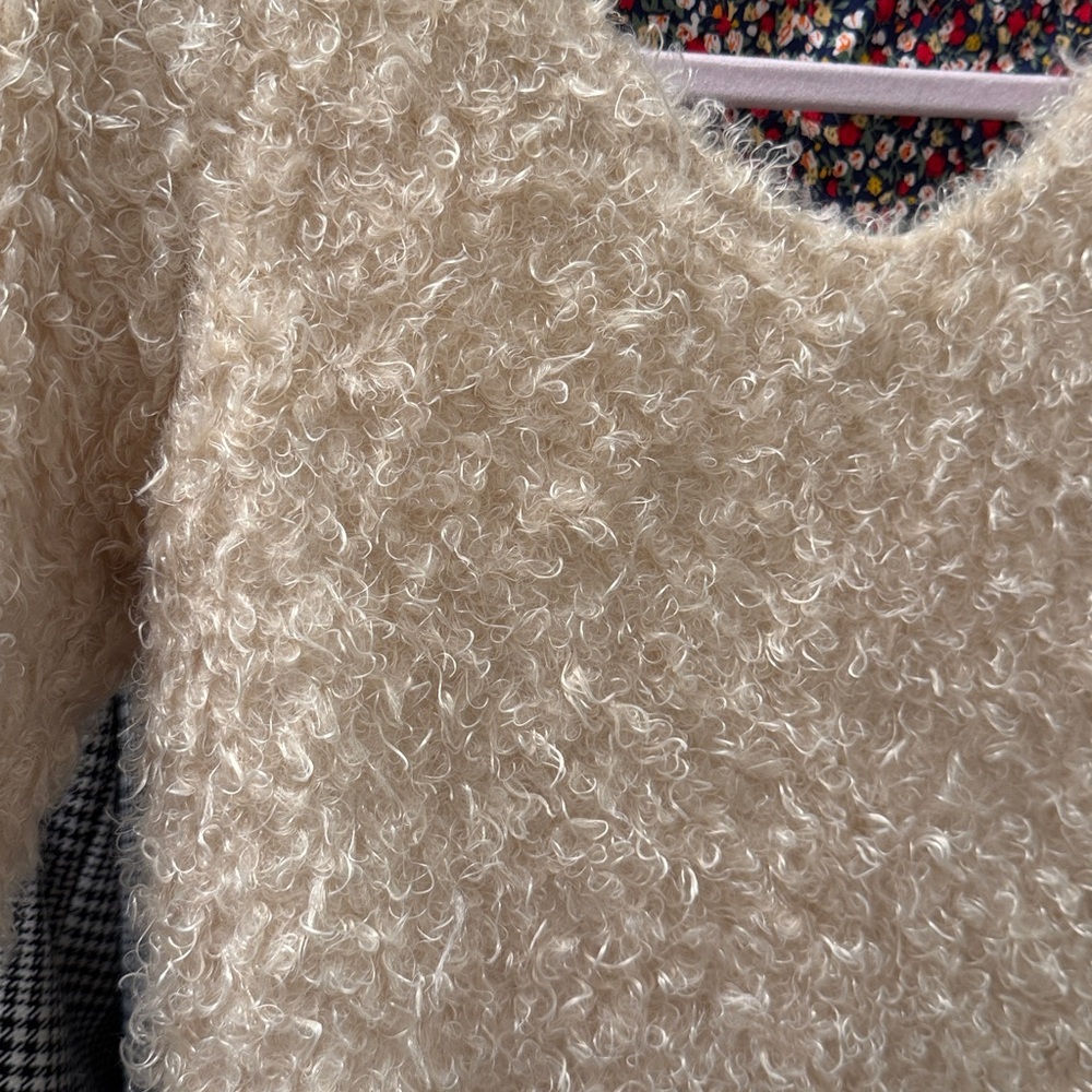 Layered Sweater - Picture 9 of 9
